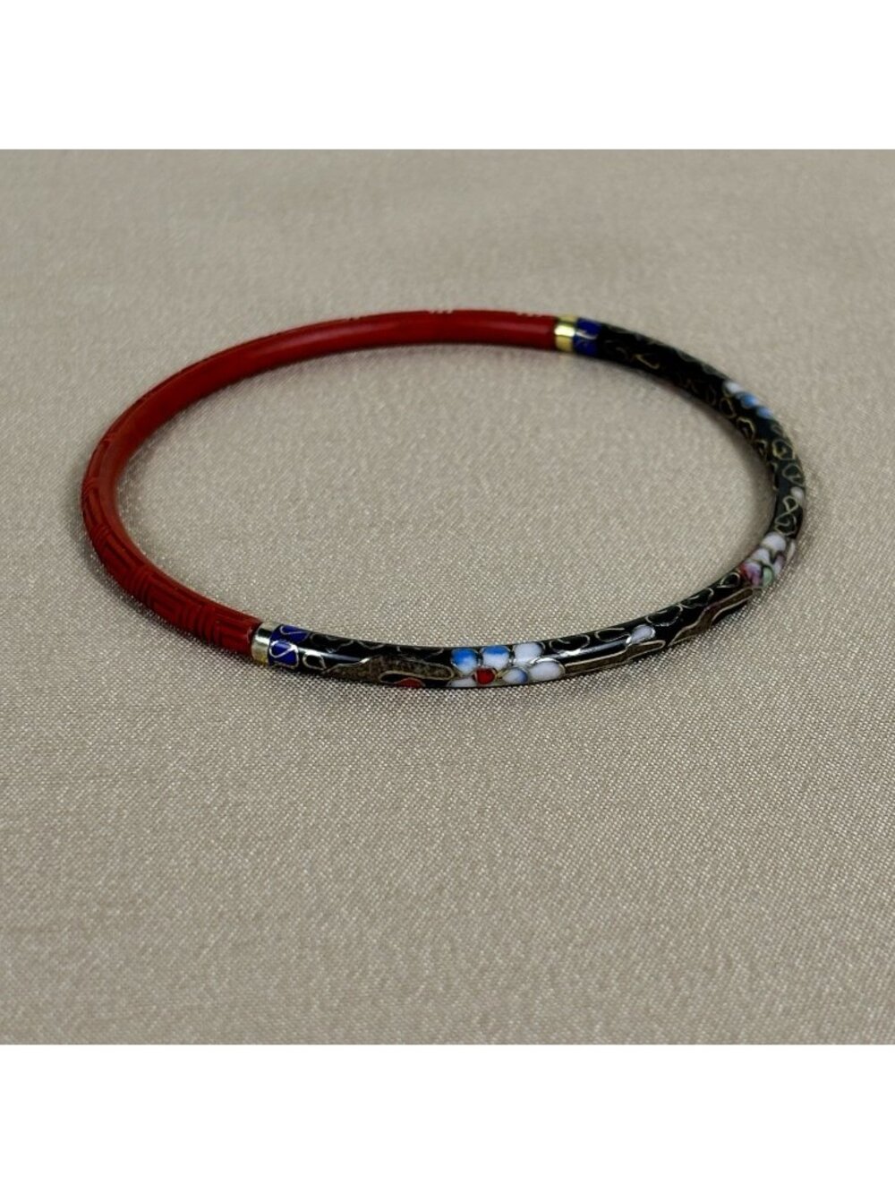 Bracelet Bangle Cloisonne Carved Cinnabar Black floral Vintage C120